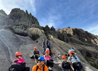 VUITIR PICO DAS AGULHAS NEGRAS